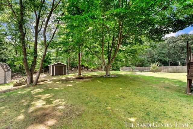 17908 Shore Acres Road, Grand Haven, MI 49417