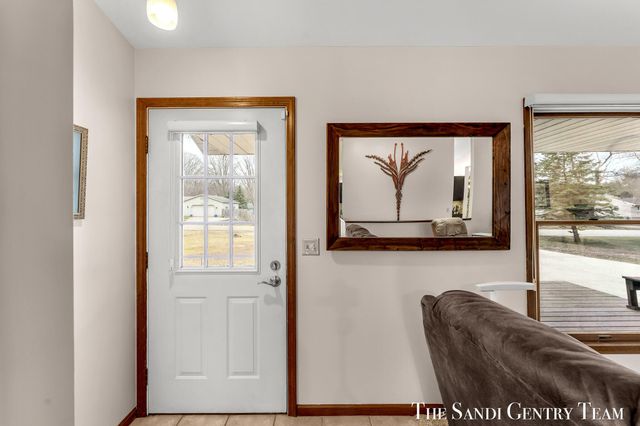 17908 Shore Acres Road, Grand Haven, MI 49417