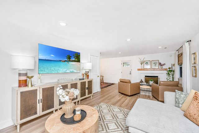 316 6th Avenue, Mount Pleasant, SC 29464