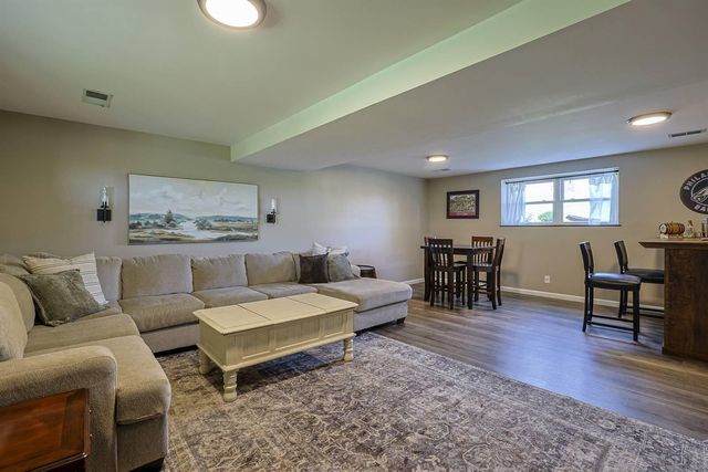 941 Hillview Road, Alexandria, KY 41001