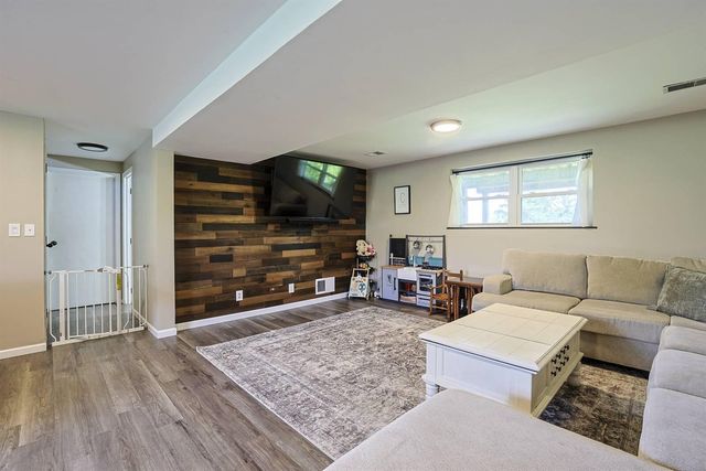 941 Hillview Road, Alexandria, KY 41001