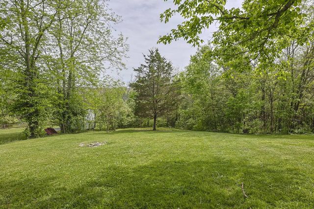 941 Hillview Road, Alexandria, KY 41001