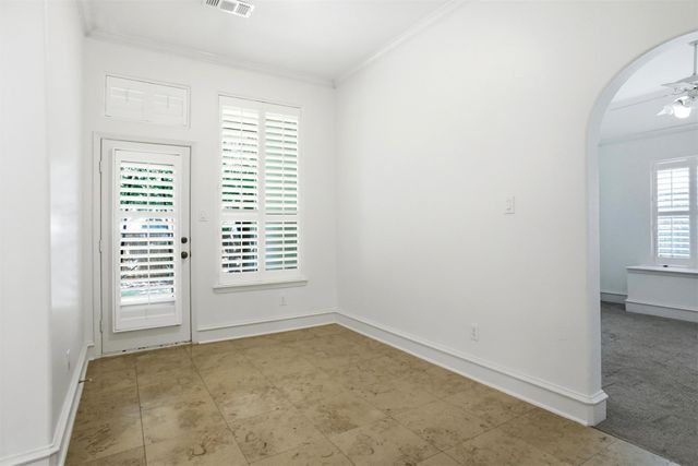 2705 Cliffwood Drive, Grapevine, TX 76051