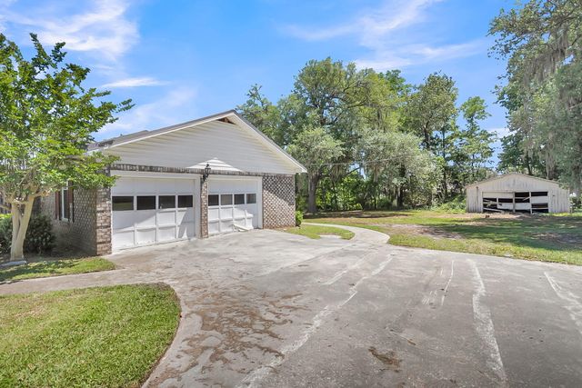 1322 Old Fort Road, Moncks Corner, SC 29461