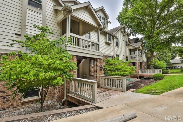 12966 Bryce Canyon Drive B, Maryland Heights, MO 63043