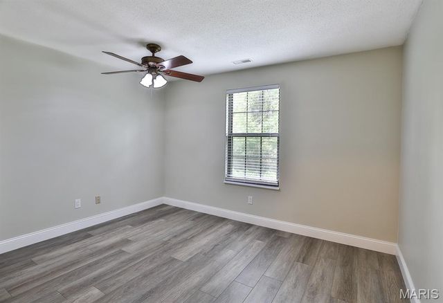 12966 Bryce Canyon Drive B, Maryland Heights, MO 63043