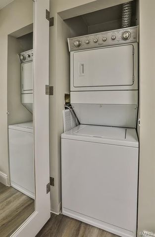 12966 Bryce Canyon Drive B, Maryland Heights, MO 63043