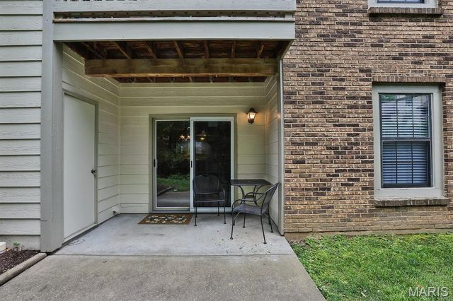 12966 Bryce Canyon Drive B, Maryland Heights, MO 63043