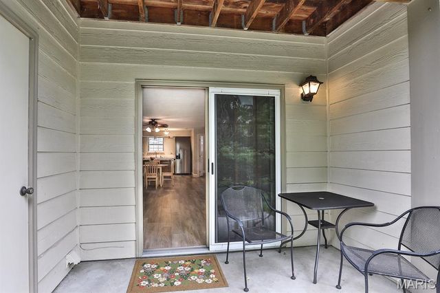 12966 Bryce Canyon Drive B, Maryland Heights, MO 63043