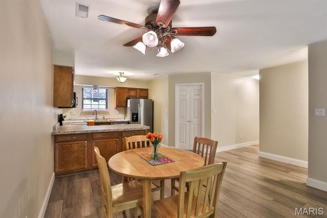 12966 Bryce Canyon Drive B, Maryland Heights, MO 63043
