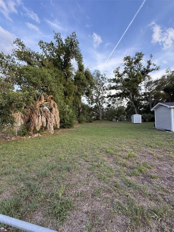 1605 E 33RD AVENUE, Tampa, FL 33610