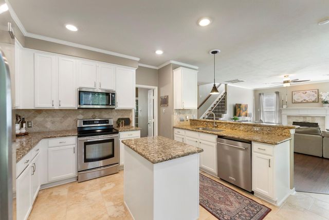 26 Almond Branch Place, The Woodlands, TX 77382