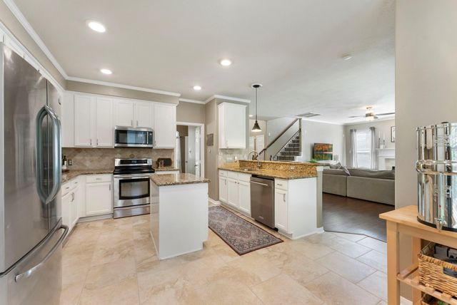 26 Almond Branch Place, The Woodlands, TX 77382