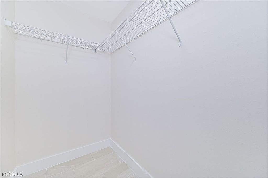 Image 16 of property listing at 115 SE 24th AVE A-B, Cape Coral, FL 33990