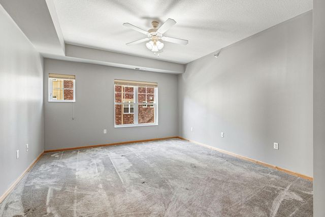 2405 39th Avenue NE 205, Saint Anthony, MN 55421