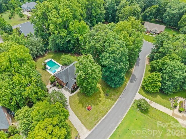 1321 Yellowood Court, Rock Hill, SC 29732