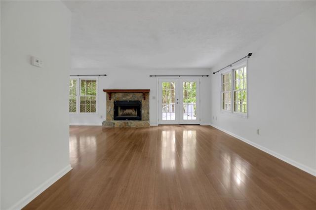 202 Crystal Hills Rd, Clarkesville, GA 30523