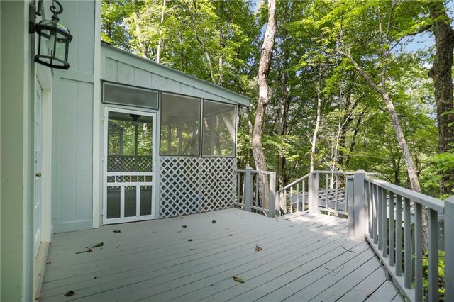 202 Crystal Hills Rd, Clarkesville, GA 30523