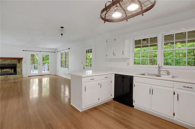 202 Crystal Hills Rd, Clarkesville, GA 30523