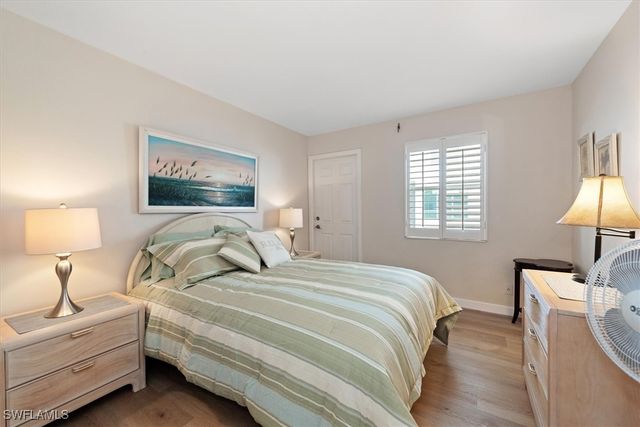 1065 Gulf Shore BLVD N 205, Naples, FL 34102