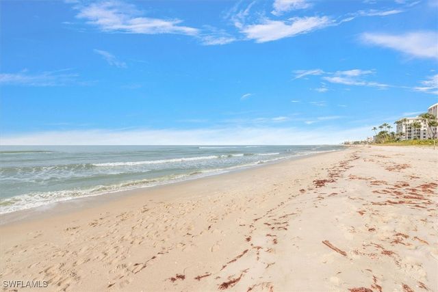 1065 Gulf Shore BLVD N 205, Naples, FL 34102