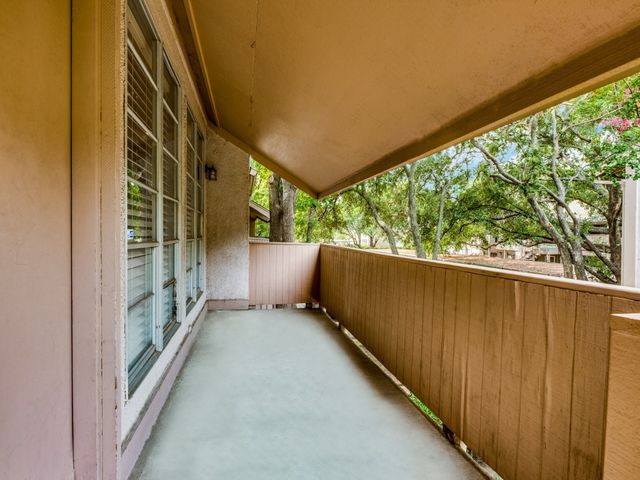 10578 High Hollows Drive 266, Dallas, TX 75230