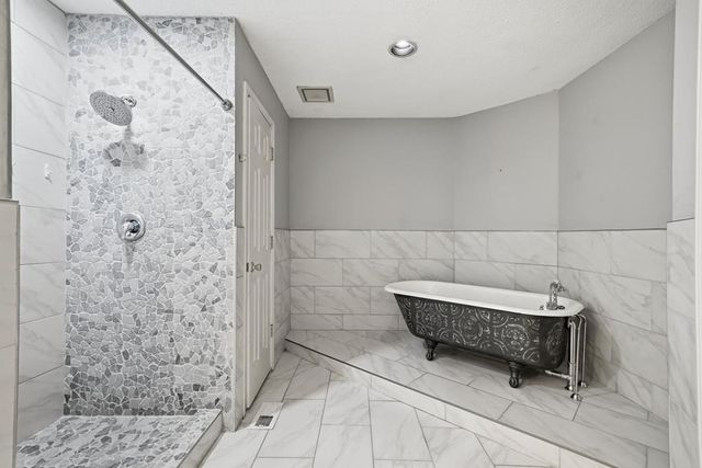 300 Westwoods Drive, Ellijay, GA 30540