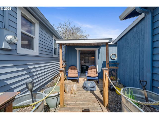 211 S 2ND Ave, Rockaway Beach, OR 97136