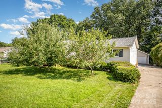 3427 Wonderland Drive, Matthews, NC 28104