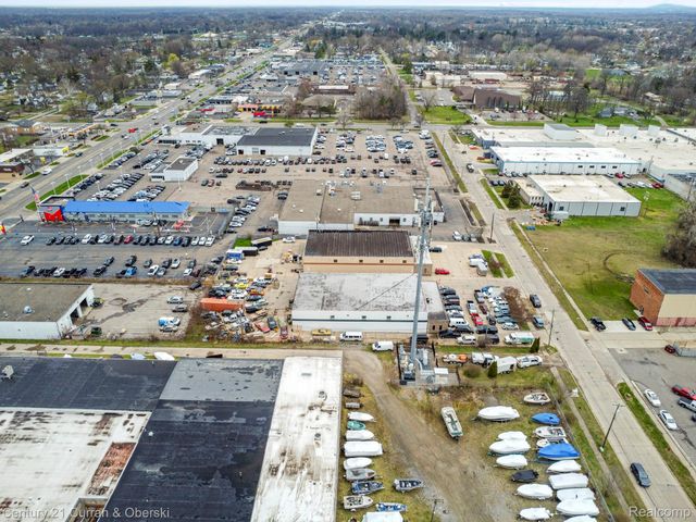 32639 Industrial Road, Garden City, MI 48135