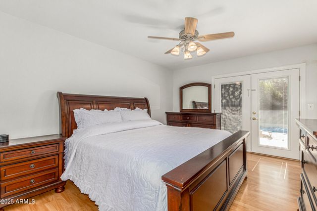 6243 W CHOLLA Street, Glendale, AZ 85304