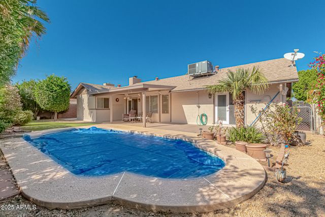 6243 W CHOLLA Street, Glendale, AZ 85304