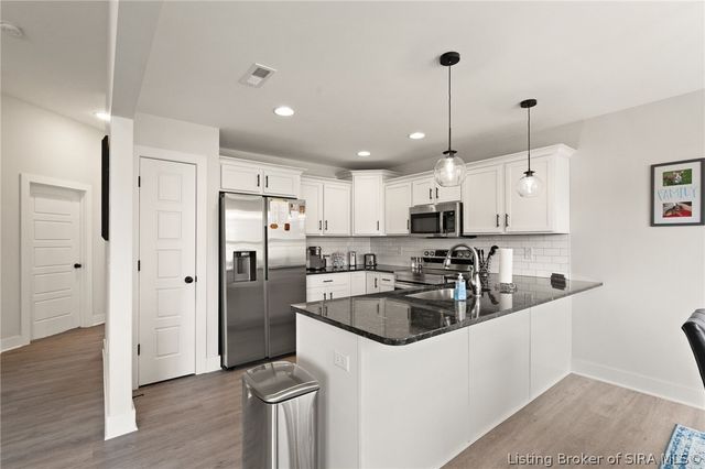 5527 Limestone Creek Drive, Charlestown, IN 47111