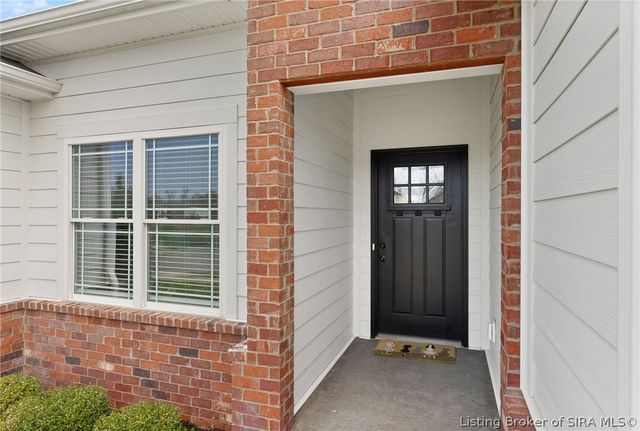 5527 Limestone Creek Drive, Charlestown, IN 47111