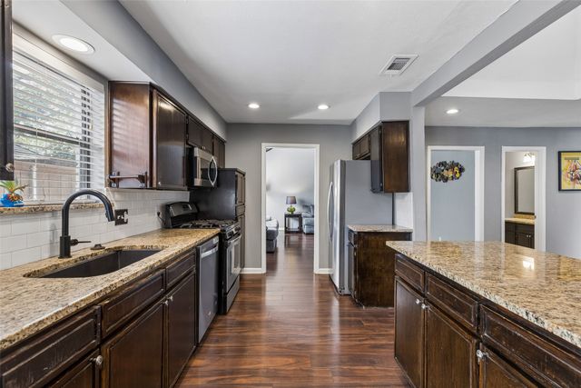 2312 La Vida Place, Plano, TX 75023