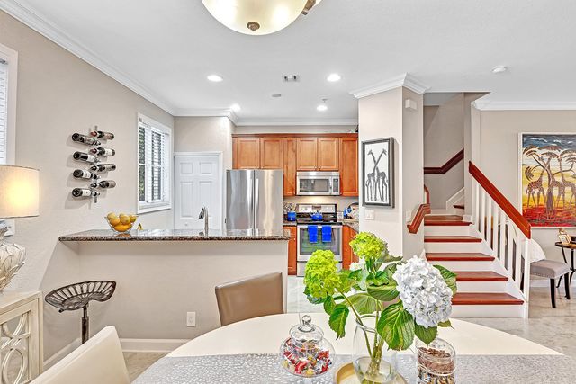 323 Bayfront Drive, Boynton Beach, FL 33435