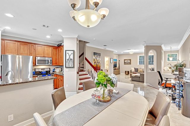 323 Bayfront Drive, Boynton Beach, FL 33435
