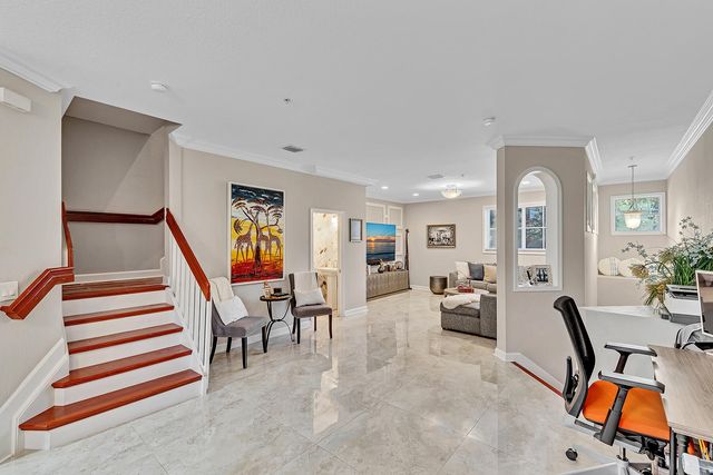 323 Bayfront Drive, Boynton Beach, FL 33435