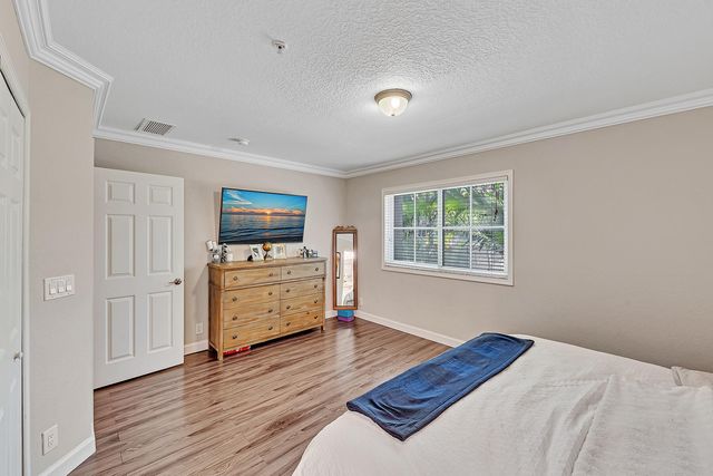 323 Bayfront Drive, Boynton Beach, FL 33435