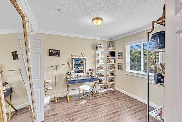 323 Bayfront Drive, Boynton Beach, FL 33435