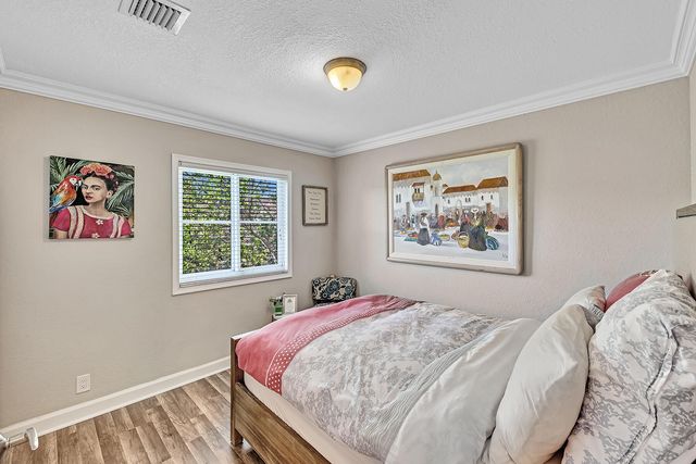 323 Bayfront Drive, Boynton Beach, FL 33435