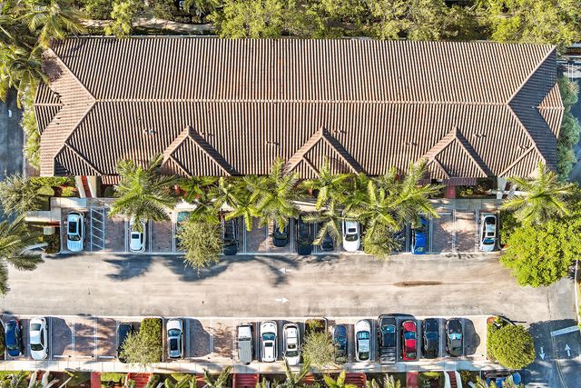 323 Bayfront Drive, Boynton Beach, FL 33435