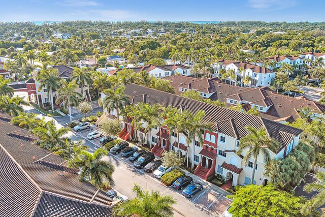 323 Bayfront Drive, Boynton Beach, FL 33435