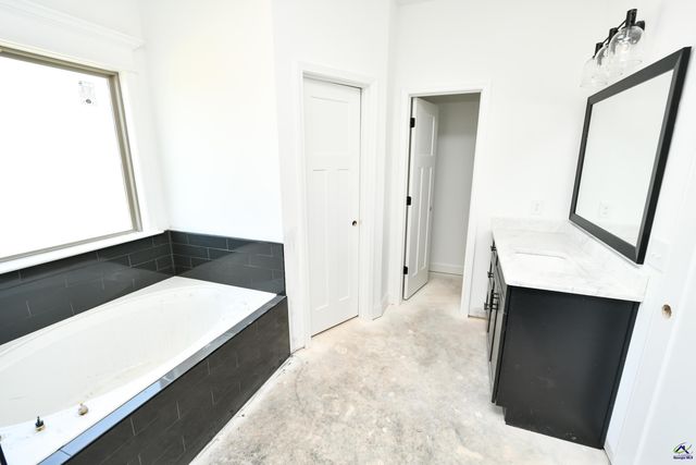 120 Early Drive, Byron, GA 31008