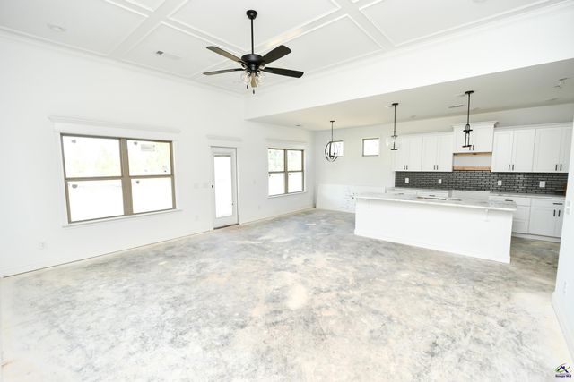 120 Early Drive, Byron, GA 31008