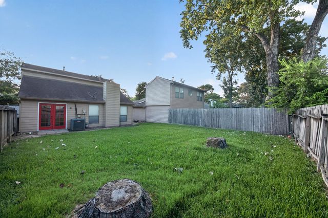 7760 High Village Drive, Houston, TX 77095