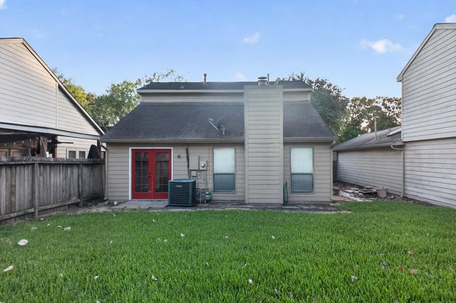 7760 High Village Drive, Houston, TX 77095