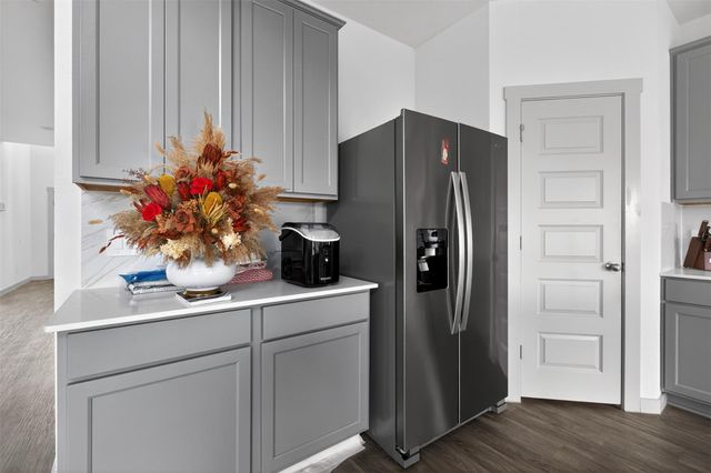 6823 Amber Cliff Lane, Richmond, TX 77469