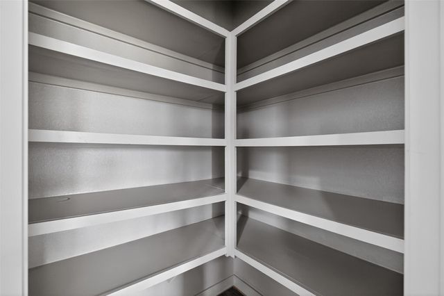 6823 Amber Cliff Lane, Richmond, TX 77469