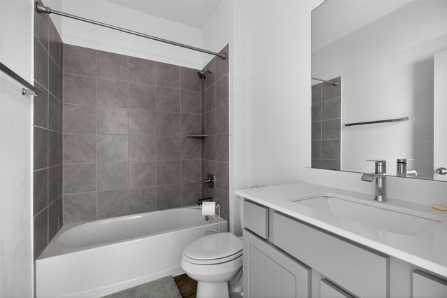 6823 Amber Cliff Lane, Richmond, TX 77469